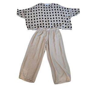 Organic Rags Womens Square Print Boxy Tee & Capri 2-Piece Set Beige Black Medium